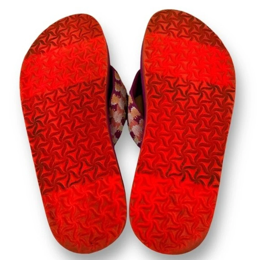 Teva Mush II Pink Flip Flops Big Girl/Women's Sz. 6